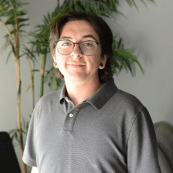 A person leaning on a railing Description automatically generated (250 x 250 px) 2025 06 10T114341.346