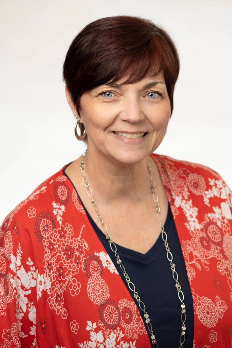 Momentum Headshots Carlock Russo 4.23.2019 117